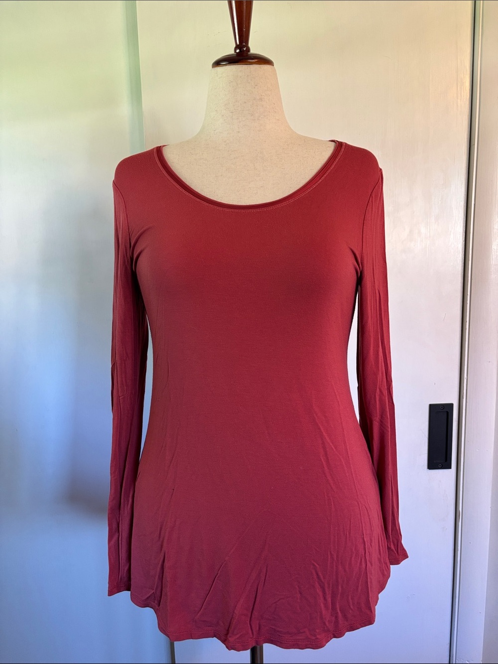White House Black Market Scoop Neck Long-Sleeve Top - Dark Rose